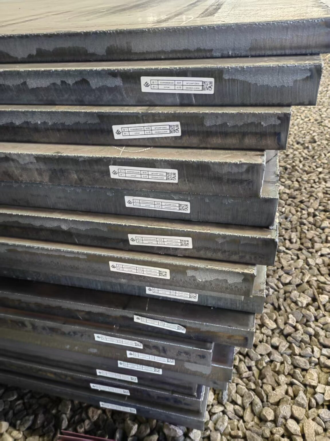 HOT ROLLED PLATE