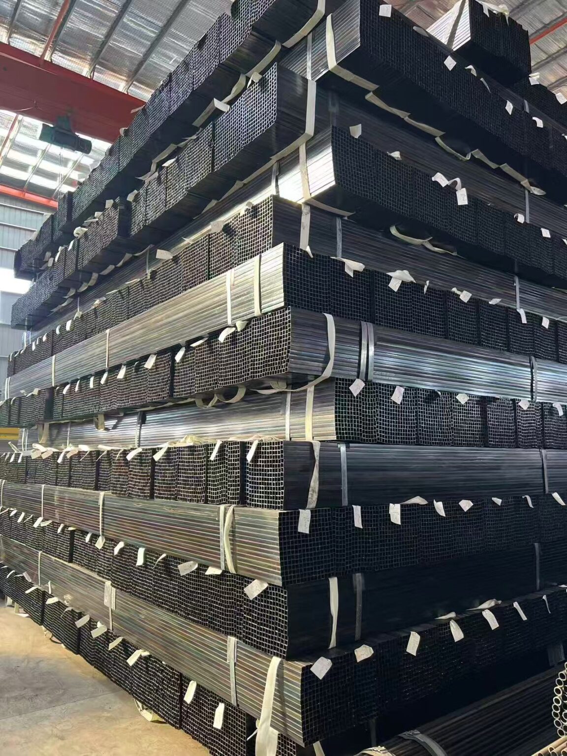 RECTANGULAR STEEL TUBE